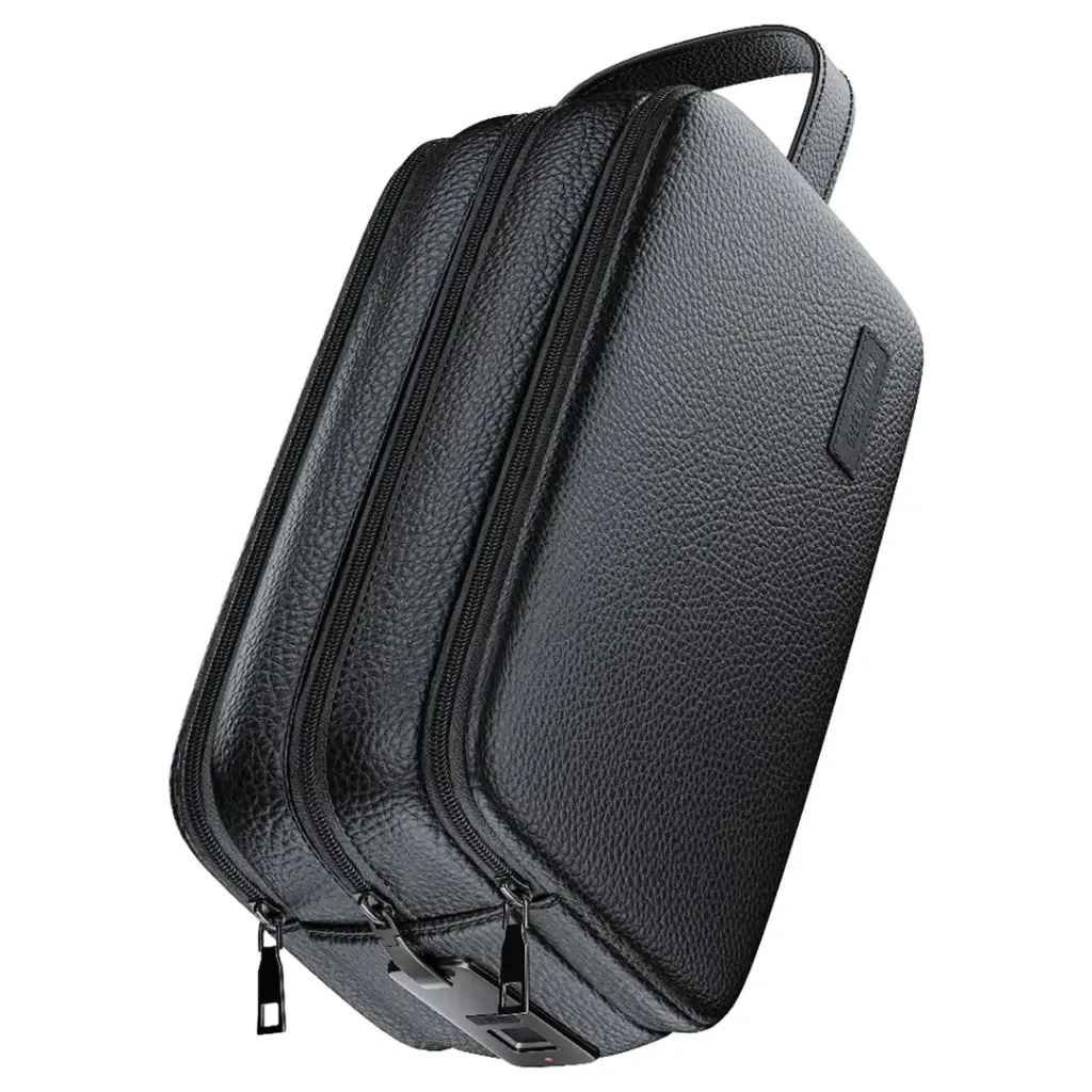 GNLYSPCHBK-Green-Lion-Lyon-Plus-Fingerprint-Bag-Black-20260729-153151_11zon_178532838273196026984.jpg Green Lion Lyon Plus Fingerprint Bag - Image 1